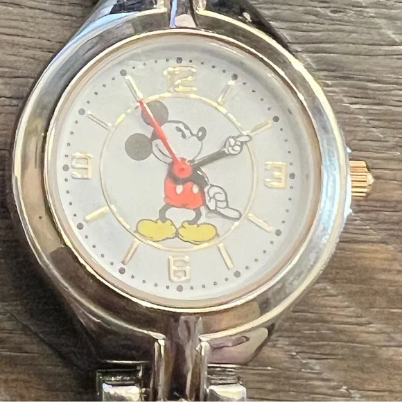 💜💜 Gold and Silver Mickey Mouse Watch - Picture 2 of 7